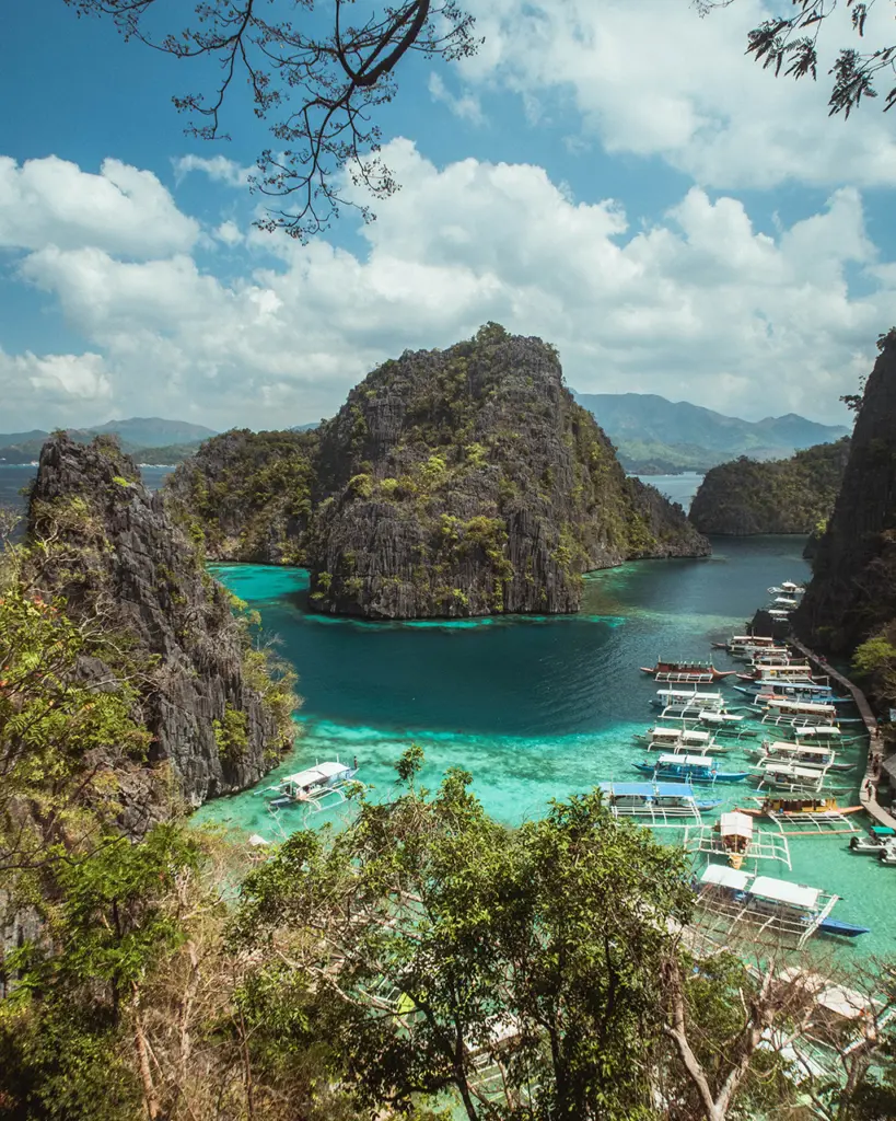 Kayangan Lake, Coron, Palawan, Philippines. A must-see destination in the Philippines.