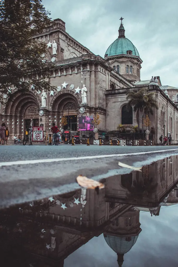 A must-see destination in the Philippines! The Manila Cathedral is truly amazing!