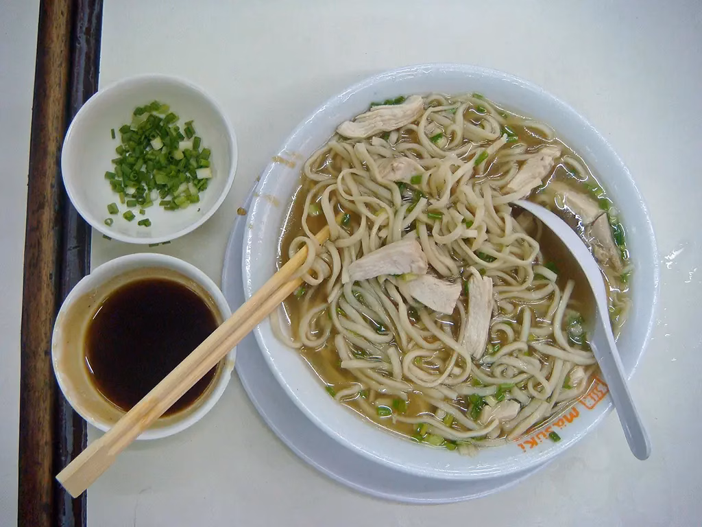 Here we have another soup, Manok (Chicken) Mami - Made with wheat flour noodles, broth, and Chicken (in this case). Another classic example of Filipino Cuisine!