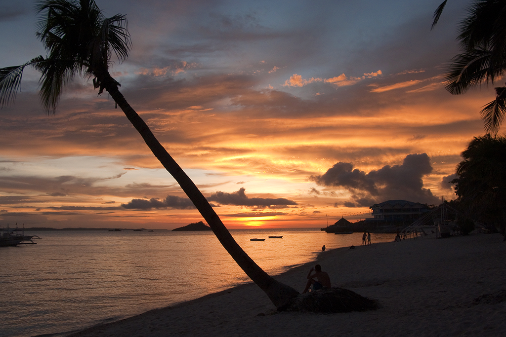 sunset malapascua island beach cebu visayan islands